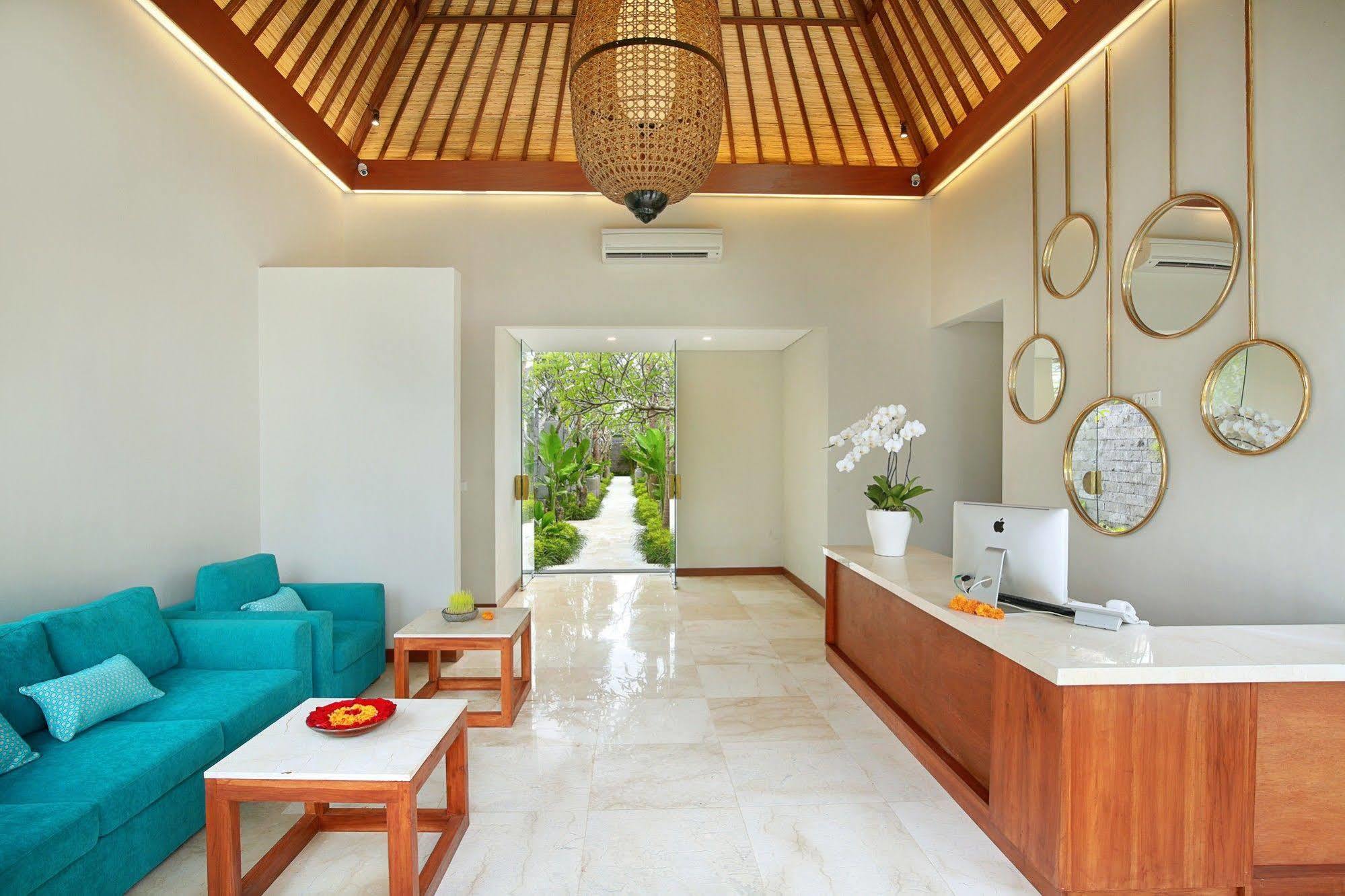 Aksari Villa Seminyak  Luaran gambar