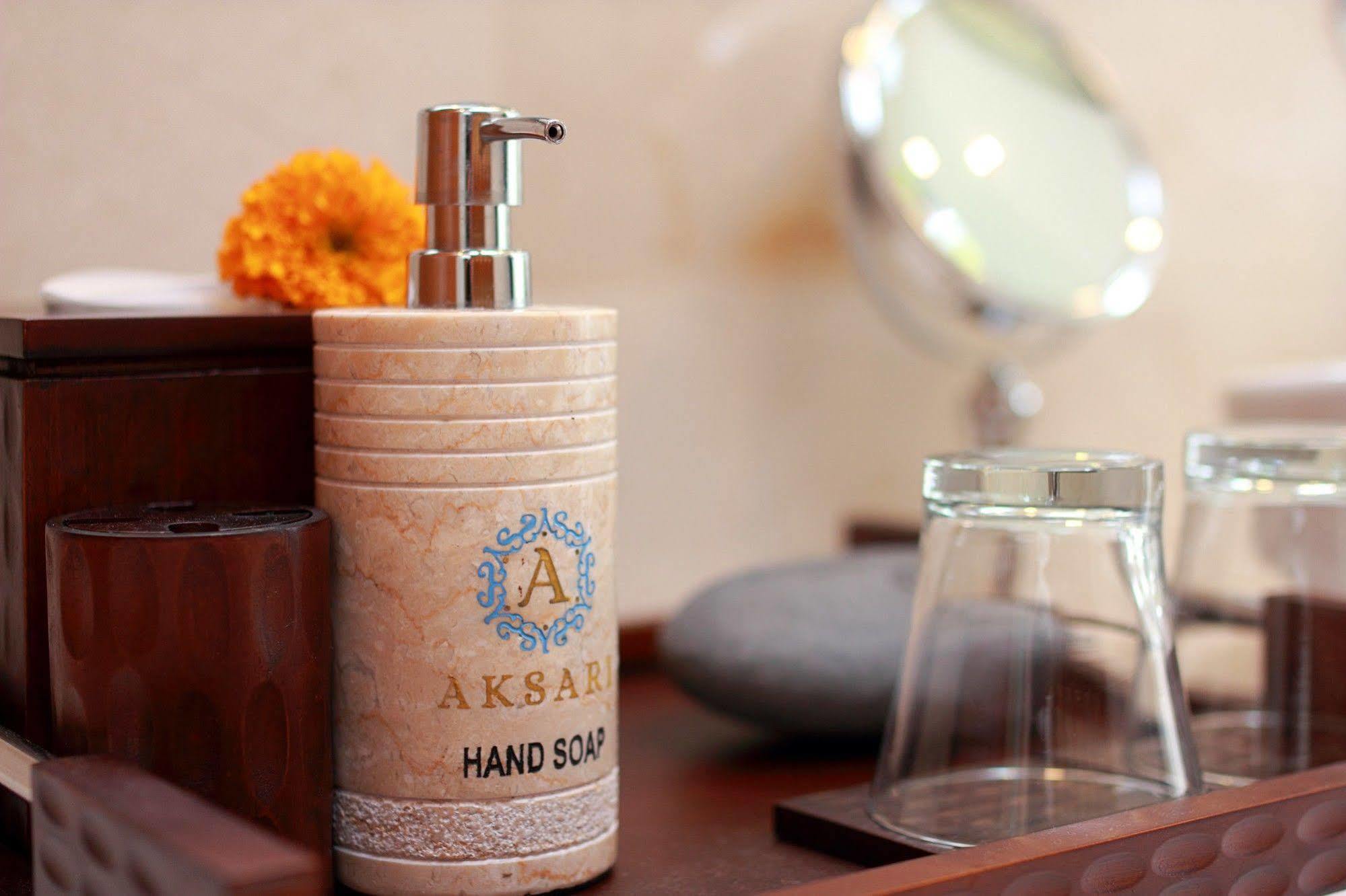 Aksari Villa Seminyak  Luaran gambar