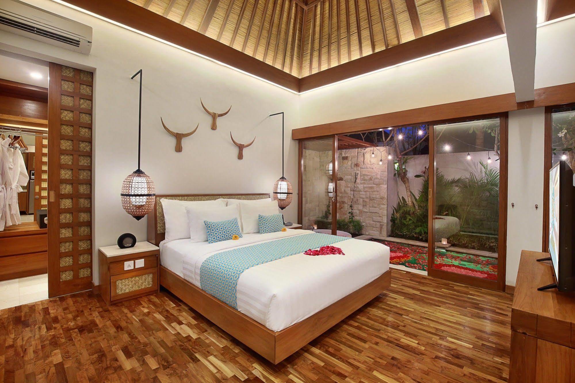 Aksari Villa Seminyak  Luaran gambar